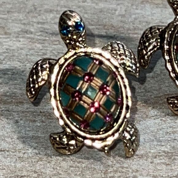 Betsey Johnson Turtle Stud Pierced Earrings Turquoise Pink Gold - Picture 2 of 5